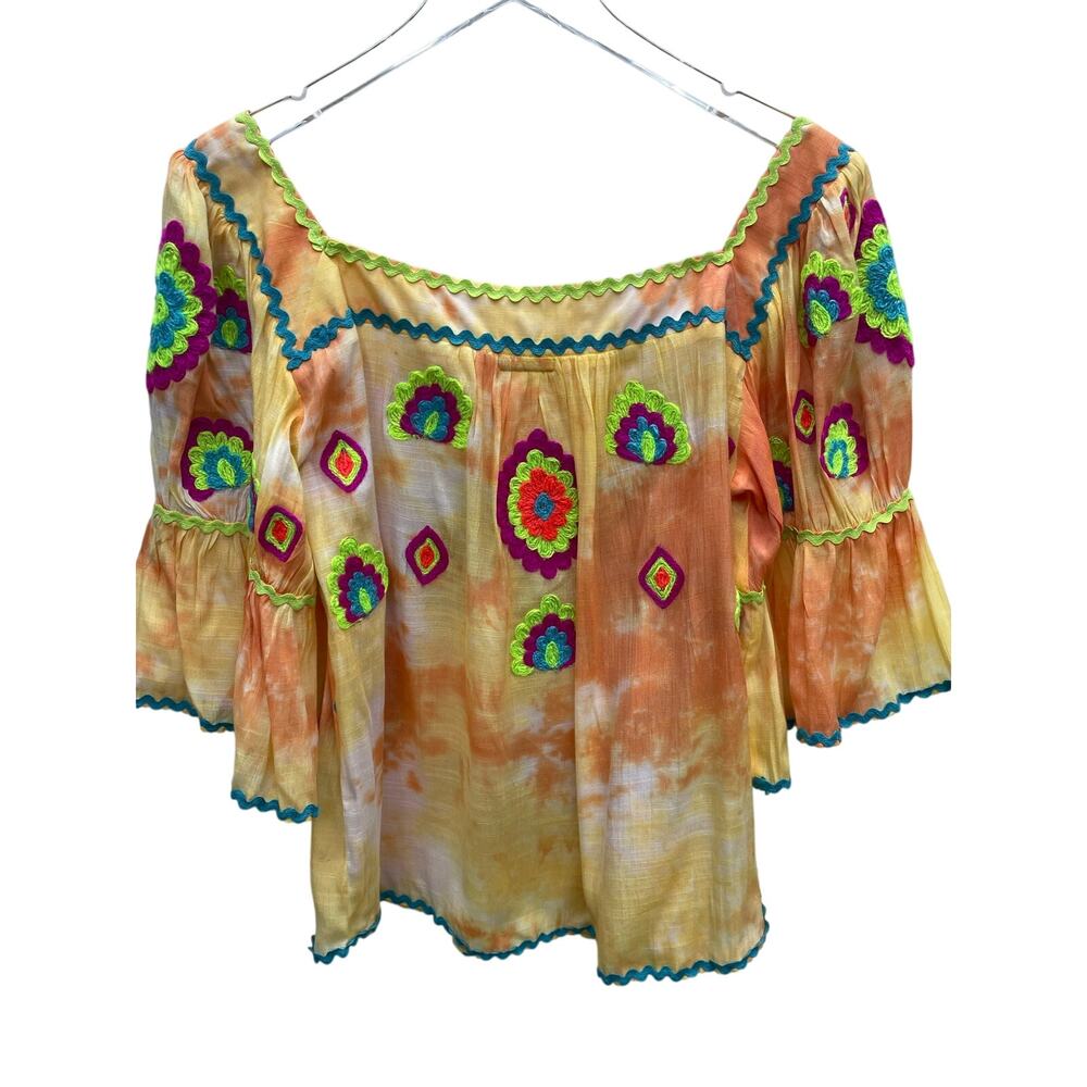 Peasant Boho Top Tie Dye Wash Ric Rac And Yarn Appliqué Trim Size Medium